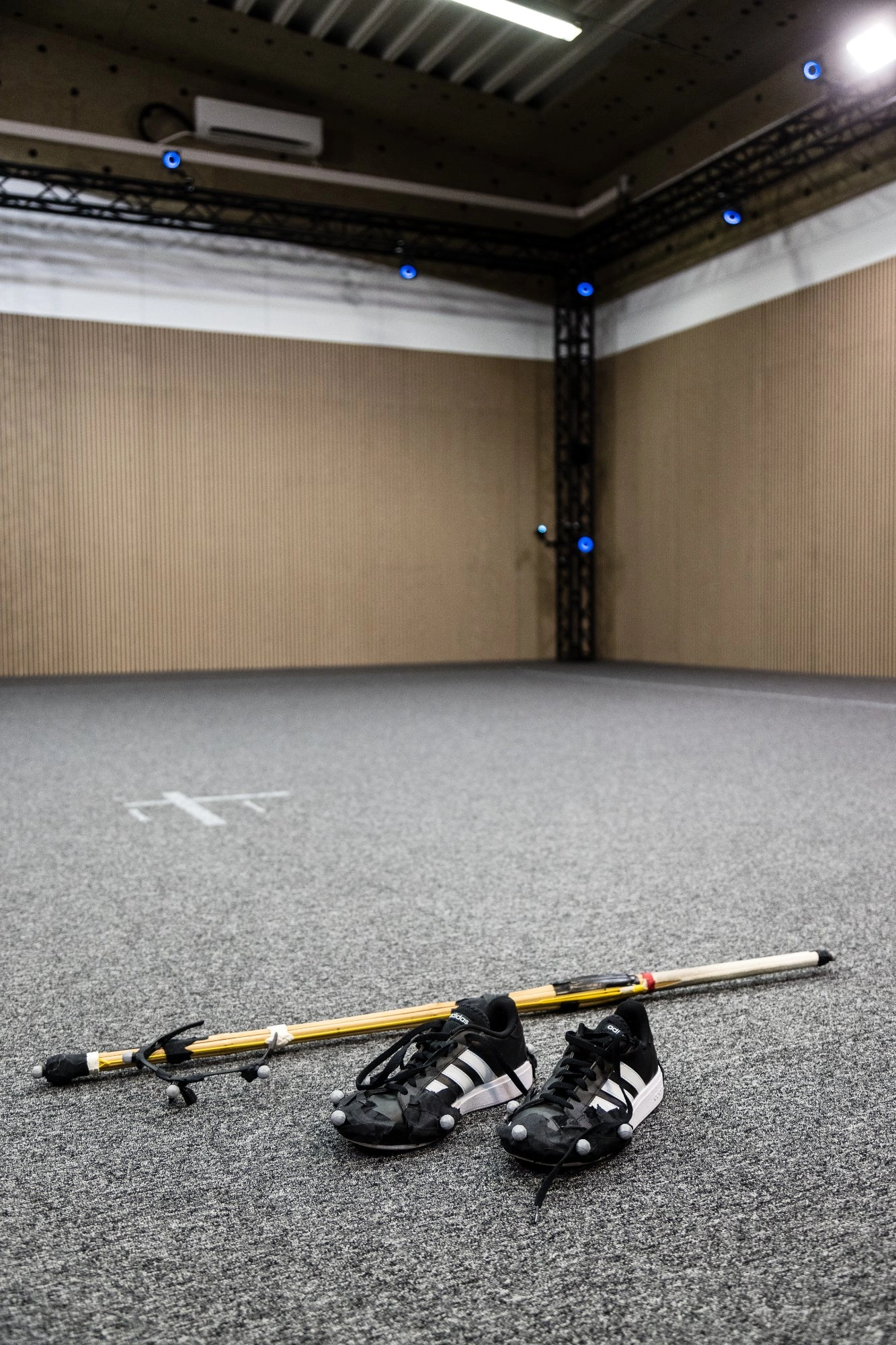 OptiTrack PrimeX 22 camera green light